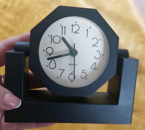 Vintage black octagon swivel - black,