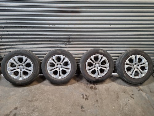 Land rover discovery sport - land,