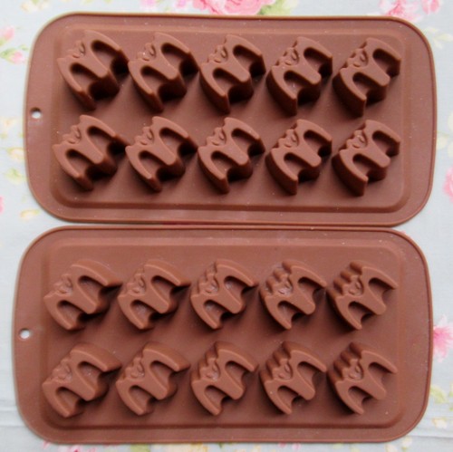 Novelty silicone chocolate - x,