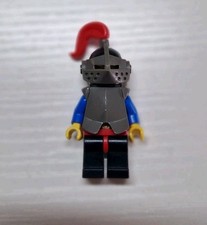 LEGO Castle: Lion Knights: cas170	 Breastplate - Armor over Red King's Mountain