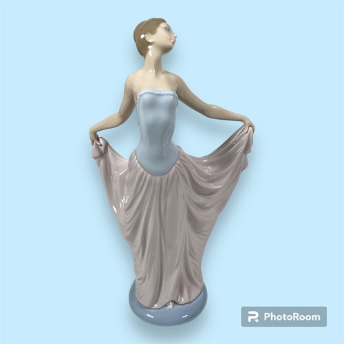 Llardo the dancer ballerina - the,