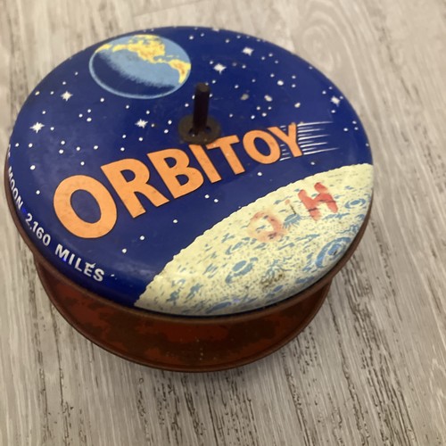 Vintage 1970s space orbitoy - space,