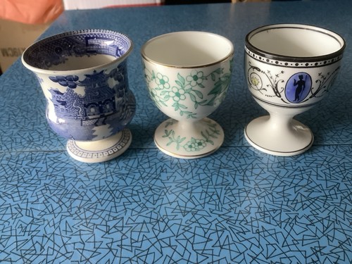 Wedgewood egg cups - 3,