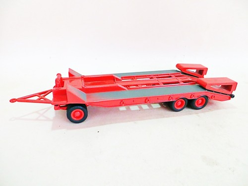 Corgi dyson transporter - 'dyson,