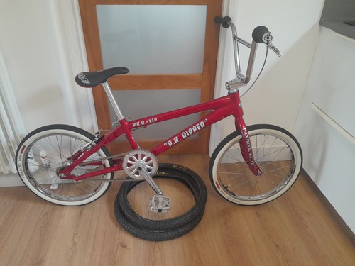 Racing ripper bmx ridden - racing,