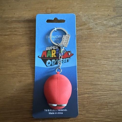 Super mario odyssey keyring - mario,