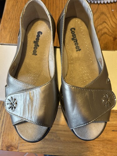 Wide fitting sandals size - wide,