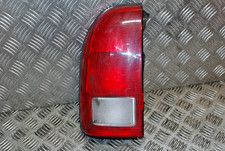 2001-06 SUZUKI GRAND VITARA NSR PASSENGER SIDE REAR LIGHT 132-32080 (DAMAGE)