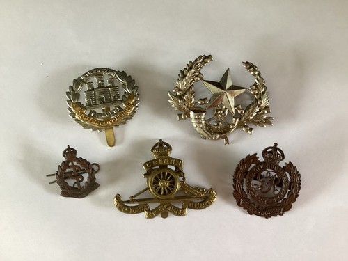 Group military badges - of,