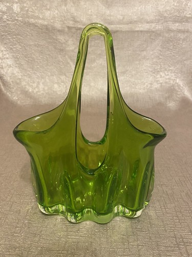 Striking vintage art glass - vintage,