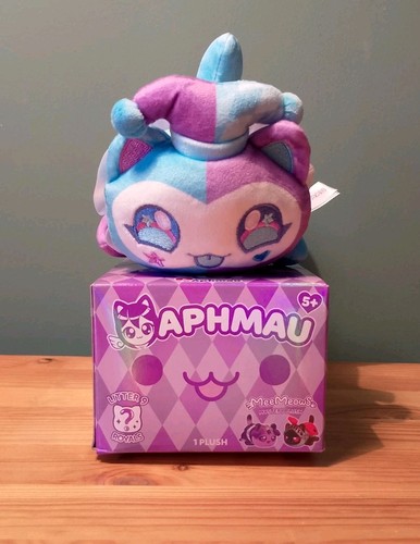 Aphmau jester royals series - aphmau,