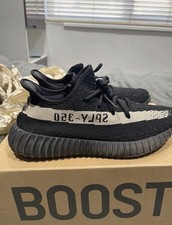 Adidas Yeezy Boost 350 V2 Oreo