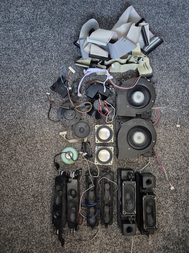 Parts bundle speakers - parts,