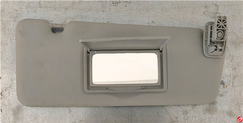 A4538100610 right sun visor - right,