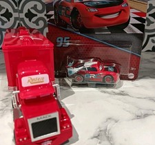 Disney Pixar Cars Mack Hauler & GRC Lightning McQueen 1.55 New *Combi Ship*