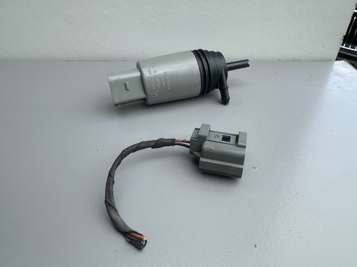 Bmw windscreen washer bottle - windscreen,