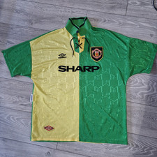 Manchester United 93/94 away shirt | Man Utd Green and gold original away shirt