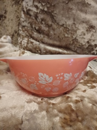 Vintage pyrex pink - pyrex,