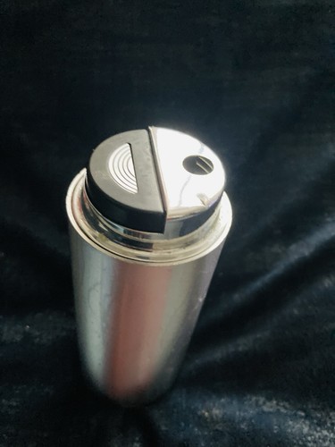Vintage table lighter - table,