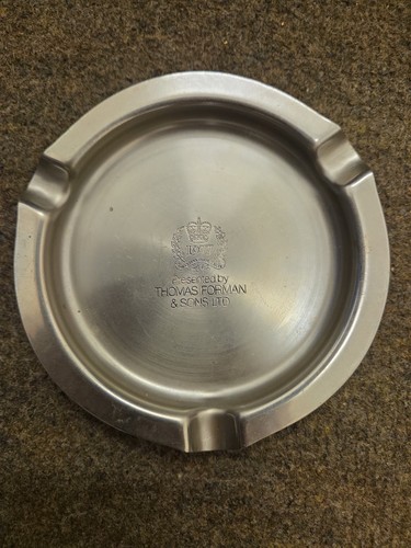 Queens silver jubilee 1977 - silver,