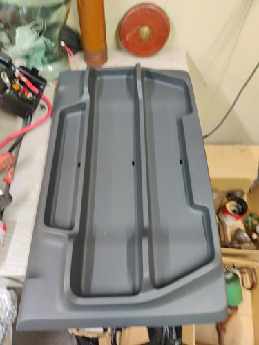 Toyota battery box lid lpe - box, bt
