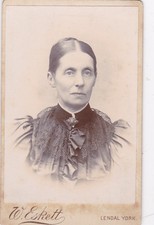 CDV PHOTO -SERIOUS LADY, LACE