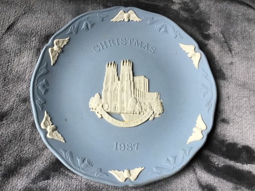Wedgwood christmas plate - wedgwood,