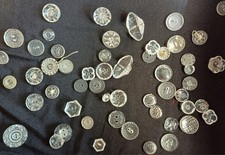 Vintage selection of beautiful crystal buttons. Harvested. Upcycling. ?