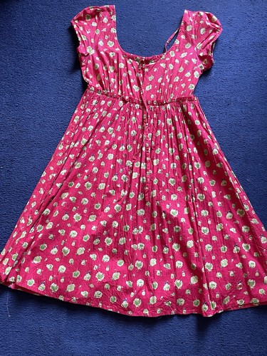 Joe browns pretty short red - short,