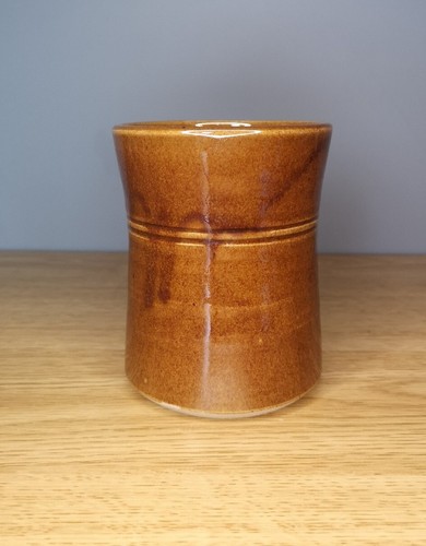 Studio pottery brown glazed - studio,