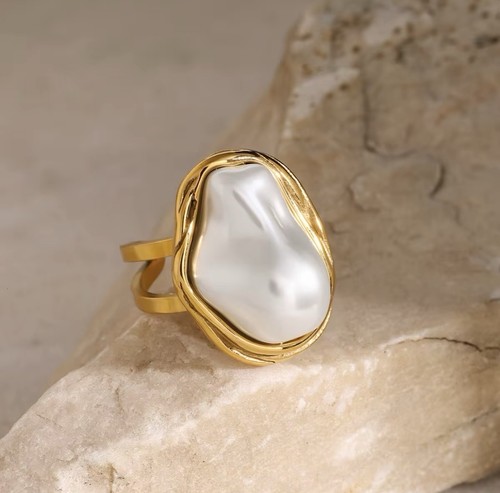 Gold and pearl - gold,
