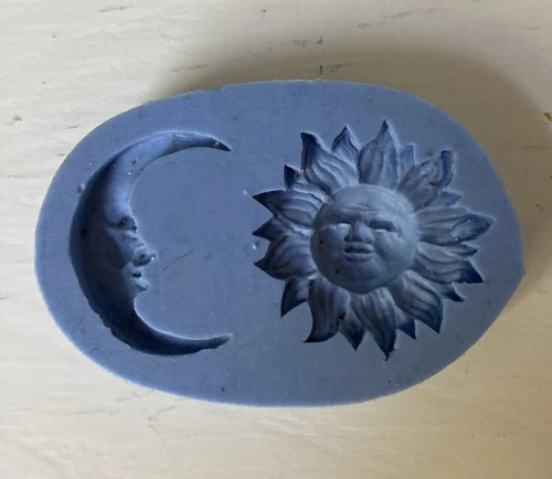 Sun and moon - and, silicone