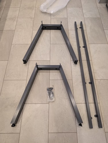 Hairpin leg company - company, quad