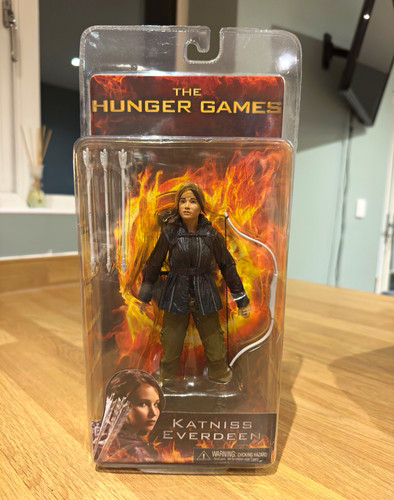 Neca the hunger games - the,