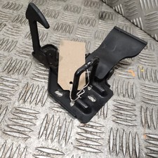 VW Transporter T5 Bonnet Catch 7H0823480E