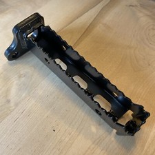 Kawasaki KFX400 Right Hand Foot Rest. 34028-S013. NOS