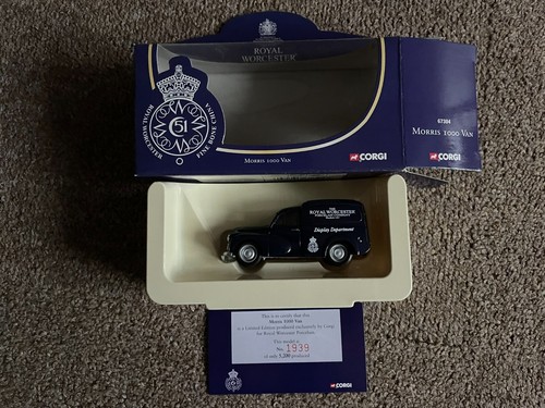 Corgi 67304 morris minor - corgi,