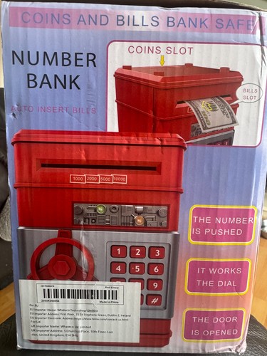 Money savings box lockable