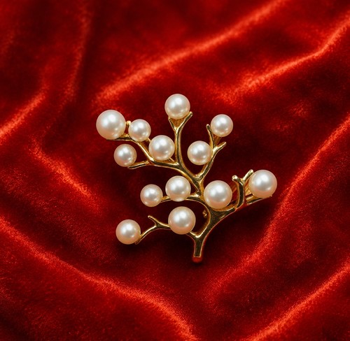 14k gold mikimoto - gold,