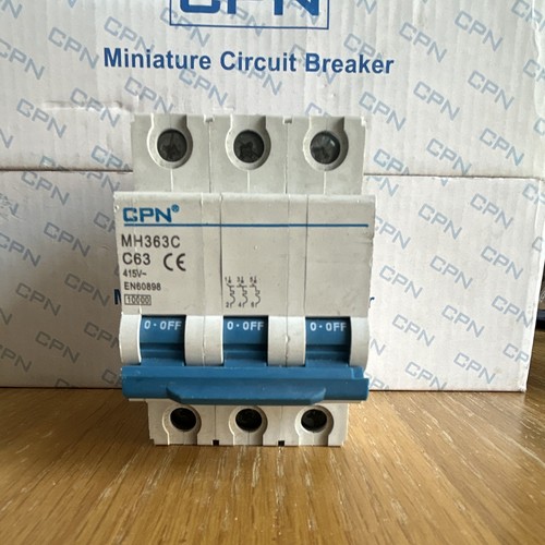 Cpn 63a curve - c, pole