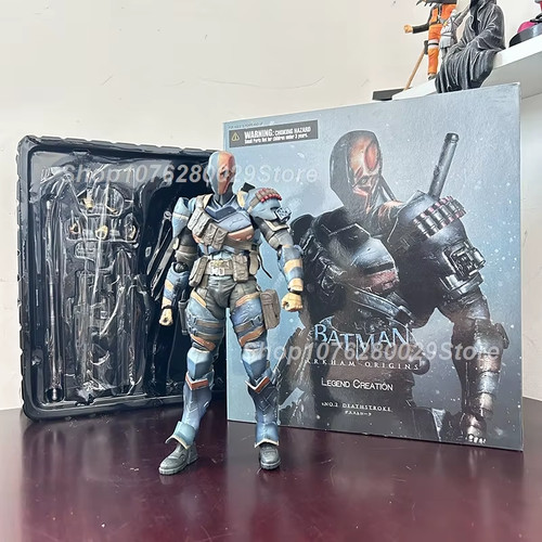 Play arts deathstroke figure - deathstroke,
