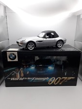 Kyosho 1:18 Scale, BMW Z8, James Bond Edition 1999, Silver Diecast Model Car.
