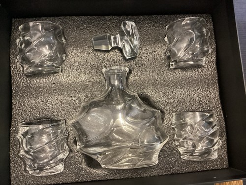 Van daemon whisky decanter set - van,