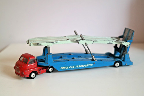 Corgi major toys - major,