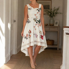 Stylewise Cream Floral Dip Hem