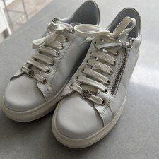 Moda in Pelle Zip White