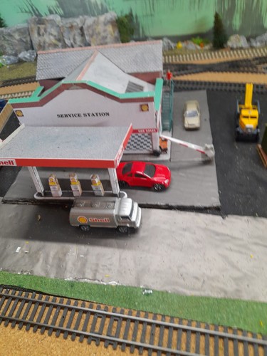 Gauge petrol station - gauge,