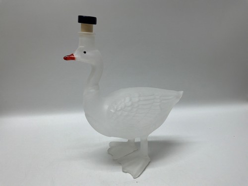 Sculpted goose 30th - 3d,