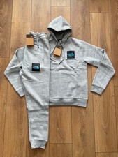 the north face tracksuit box