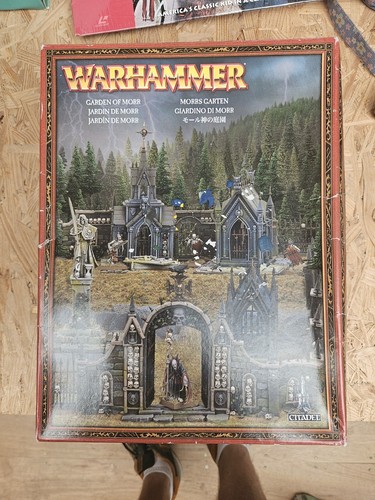 Warhammer fantasy garden - warhammer,